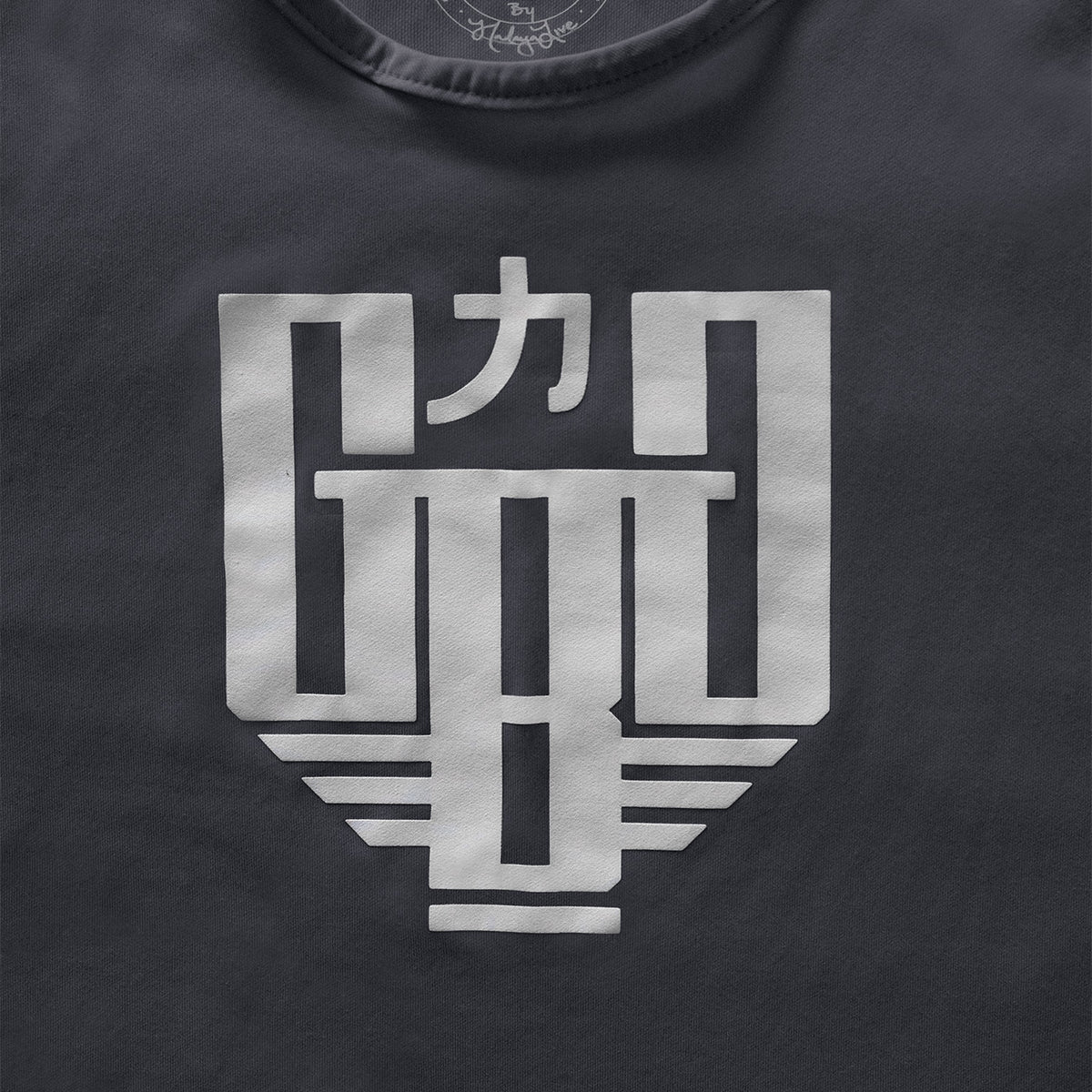 Graphite Signature Tank